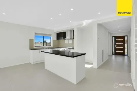 Property photo of 21 Valencia Street Weir Views VIC 3338