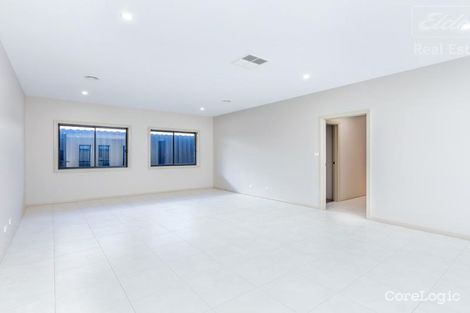 Property photo of 8 Dolly Street Googong NSW 2620