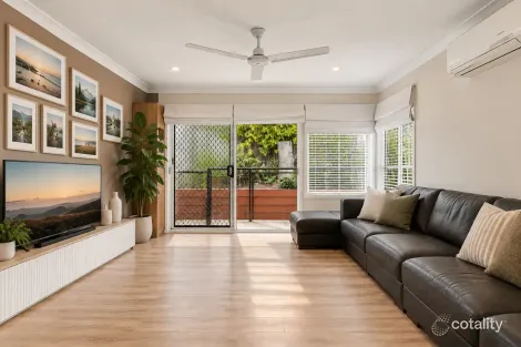 Property photo of 18 Sirett Street Runcorn QLD 4113