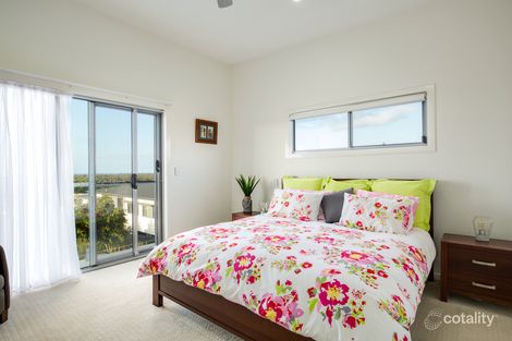 Property photo of 45 Sandy View Drive Nikenbah QLD 4655