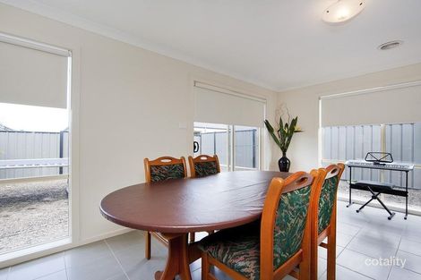 Property photo of 19 Dexter Grove Point Cook VIC 3030