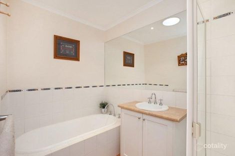 Property photo of 9 Peakview Drive Viewbank VIC 3084