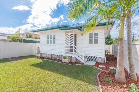 32 Donkin St, Scarborough, QLD 4020