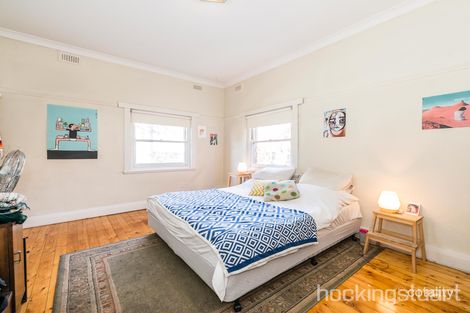 Property photo of 2/10 Tiuna Grove Elwood VIC 3184