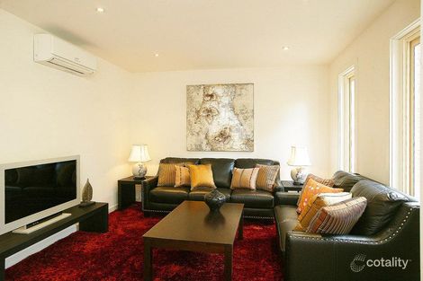 Property photo of 2/29 Orient Avenue Mitcham VIC 3132