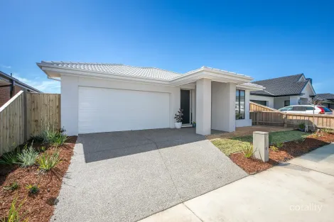 Property photo of 12 Nowlan Street Gisborne VIC 3437