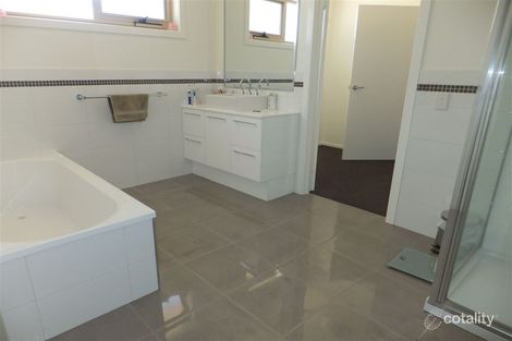 Property photo of 4 Park Street Donald VIC 3480