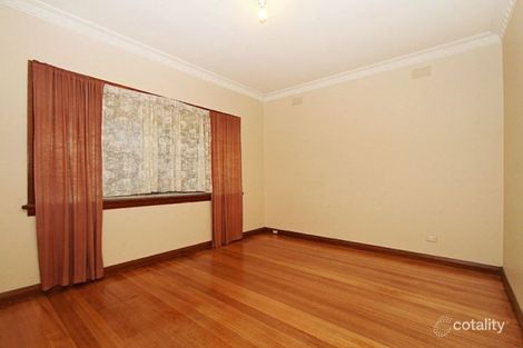 Property photo of 5 Mahoneys Road Reservoir VIC 3073