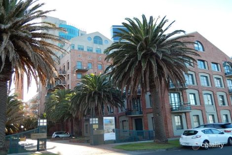Property photo of 5B/9 Beach Street Port Melbourne VIC 3207