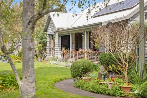 Property photo of 28 John Rowell Lane Mornington VIC 3931