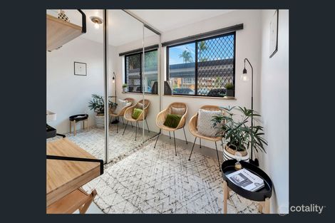 Property photo of 1/61 Frank Street Labrador QLD 4215