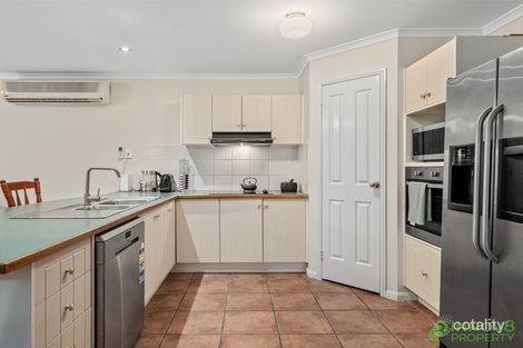 Property photo of 4 Calliston Court Cashmere QLD 4500