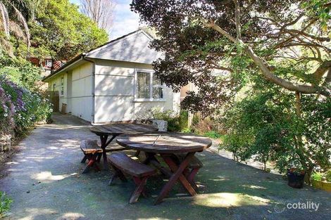 Property photo of 32 Pozieres Parade Allambie Heights NSW 2100