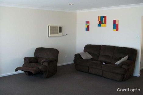 Property photo of 40 Village Bay Close Marks Point NSW 2280