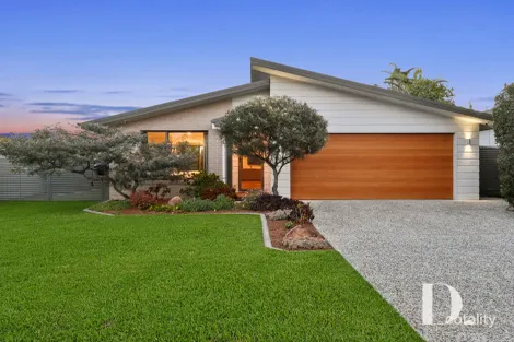 16 Niland St, Corindi Beach, NSW 2456