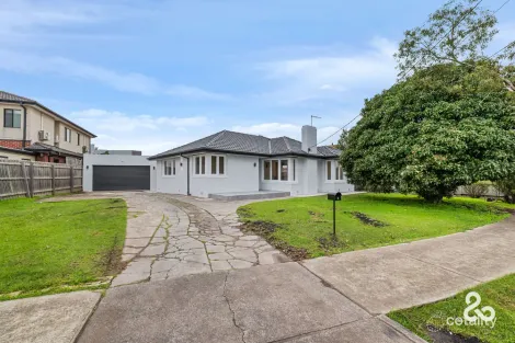 Property photo of 4 Tunaley Parade Reservoir VIC 3073