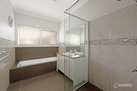 Property photo of 2 Clayden Rise Lysterfield VIC 3156