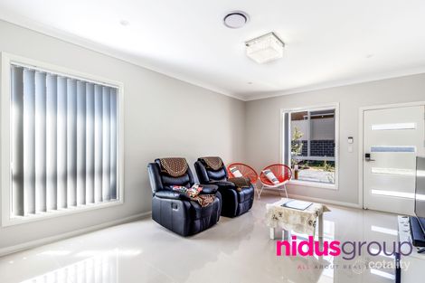 Property photo of 1 Azure Glade Rooty Hill NSW 2766