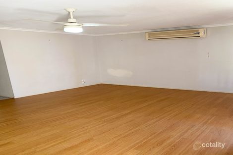 Property photo of 11 Amor Court Yamanto QLD 4305