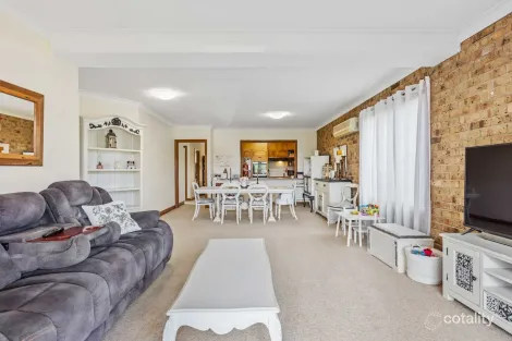 Property photo of 9/272-276 Beach Road Batehaven NSW 2536