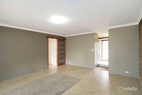 Property photo of 9 Inverness Circle Camillo WA 6111