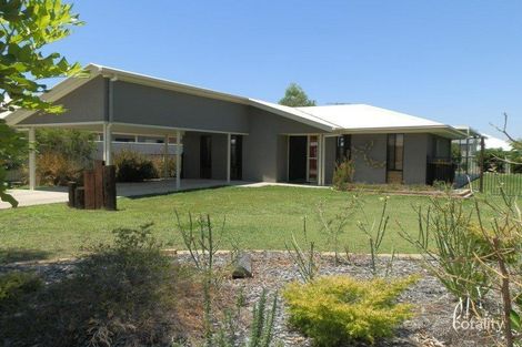 22 Desgrand St, Emerald, QLD 4720