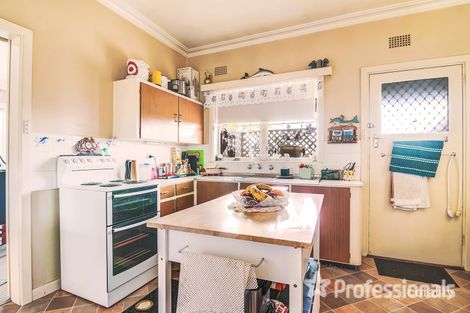 Property photo of 136 George Street Bathurst NSW 2795