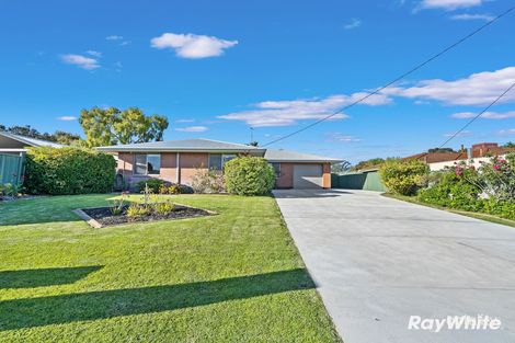Property photo of 4 Hennessy Place Mandurah WA 6210