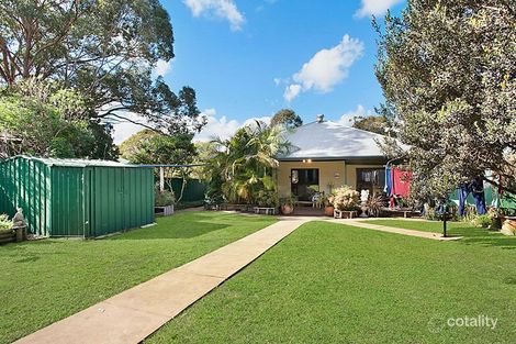 21 Warwick Ave, Mannering Park, NSW 2259