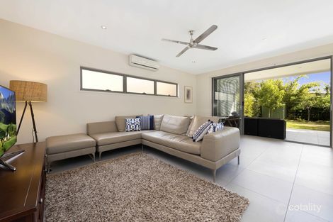 Property photo of 11 Cedar Street Greenslopes QLD 4120