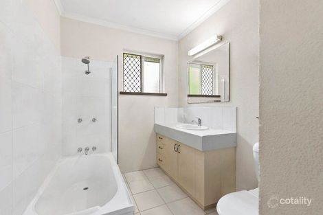 Property photo of 4/3-4 Seary Close Whitfield QLD 4870