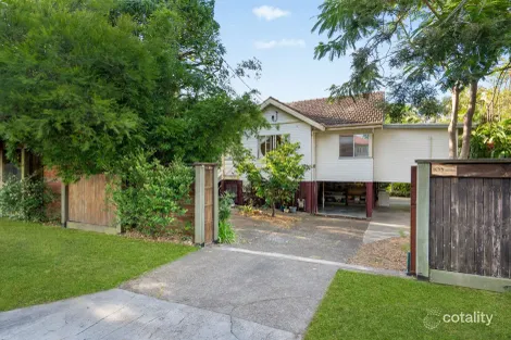 103 Moree St, Stafford Heights, QLD 4053