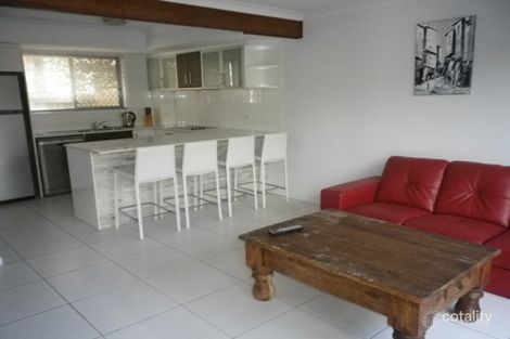 Property photo of 3/23 Imperial Parade Labrador QLD 4215