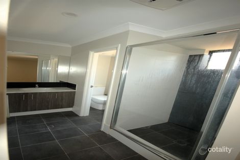 Property photo of 15 Rodsand Circuit Ellenbrook WA 6069