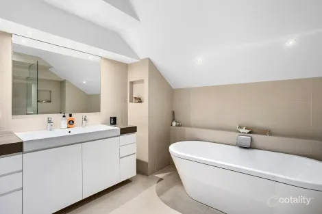 Property photo of 52 Willoughby Street Kirribilli NSW 2061