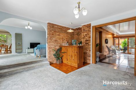 Property photo of 34 Drummond Crescent Rowville VIC 3178