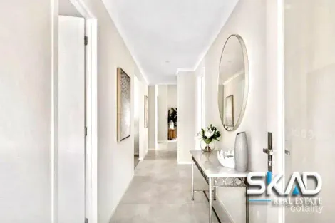 Property photo of 4 Wethers Road Donnybrook VIC 3064