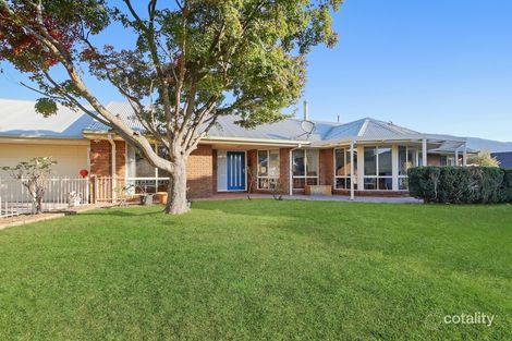 18 Gentle Rd, Tangambalanga, VIC 3691
