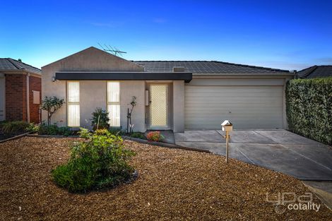 32 Tandara Cct, Melton West, VIC 3337