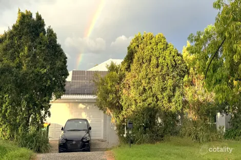 Property photo of 15 Sovereign Close Brassall QLD 4305