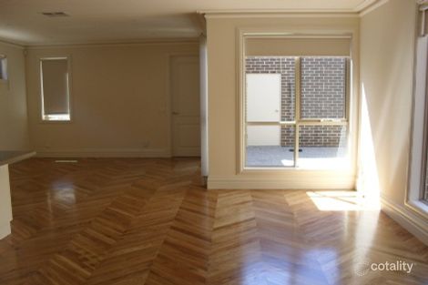 Property photo of 4/7 Railway Road Blackburn VIC 3130