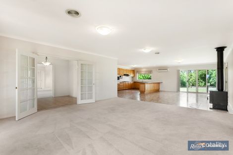 Property photo of 14 Oak Court Kilmore VIC 3764