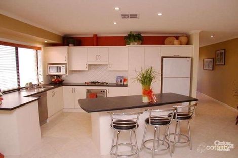 Property photo of 4 Autumn Court Woodcroft SA 5162