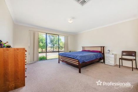 Property photo of 48 Hayeswater Circuit Waikiki WA 6169