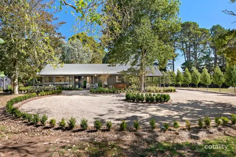 255 MAIN CREEK RD, MAIN RIDGE, VIC 3928