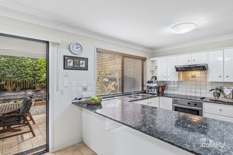 Property photo of 2/35 St Leonards Street Coorparoo QLD 4151