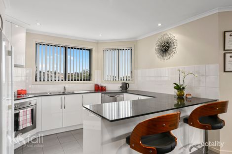 Property photo of 1/6 Ivy Close Oakdowns TAS 7019