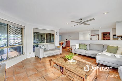 Property photo of 8 Eucalypt Place Heritage Park QLD 4118