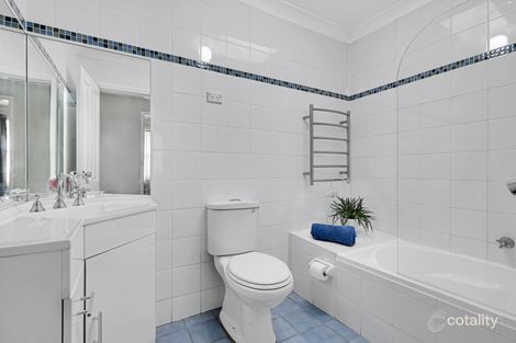 Property photo of 1 Kurrawa Crescent Koonawarra NSW 2530
