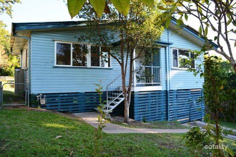 84 Ringrose St, Stafford Heights, QLD 4053